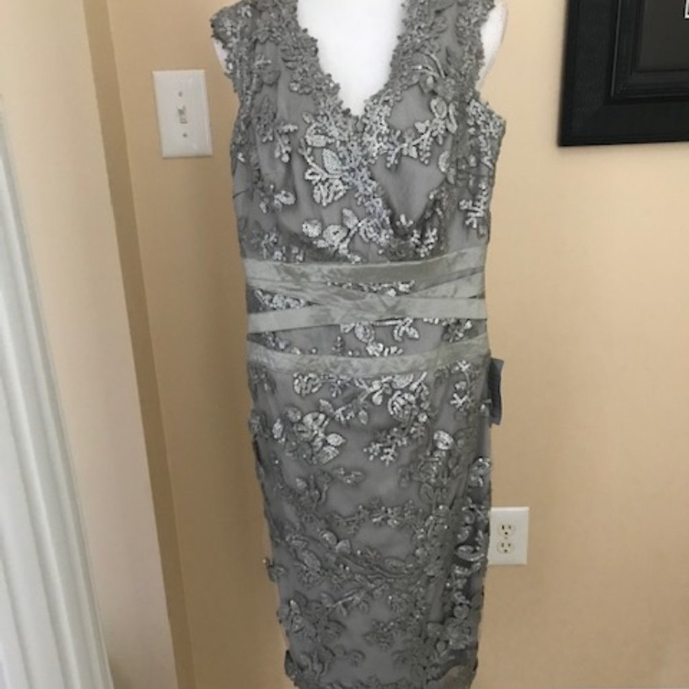 NWT TADASHI SHOJI SILVER SEQUIN DRESS